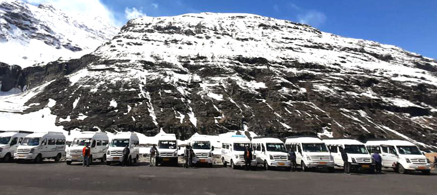 tempo traveller in manali